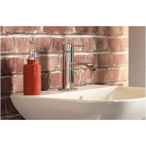 Forio Bath Filler - Chrome | Bathroom Taps | BathroomKing