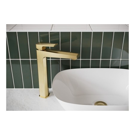 Elsa Bath Filler - Brushed Brass | Bathroom Taps | BathroomK